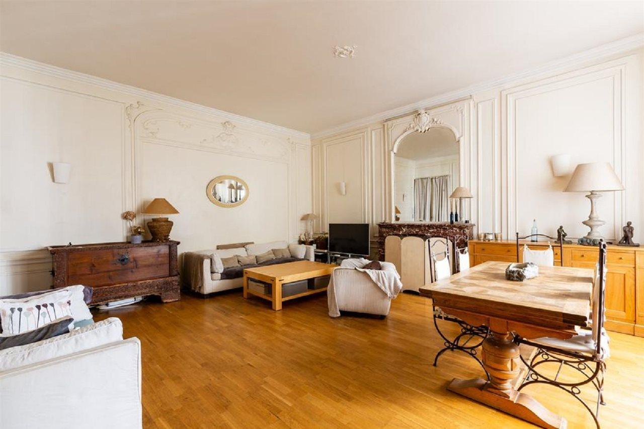 Veeve - Parisian Charm By Pereire Apartment